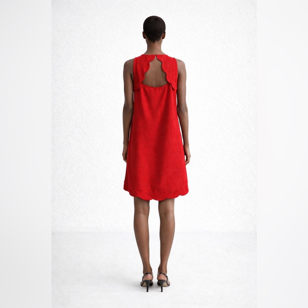 MONTEAU - Vibrant  Red Sleeveless Mini Dress with Scalloped Open Back